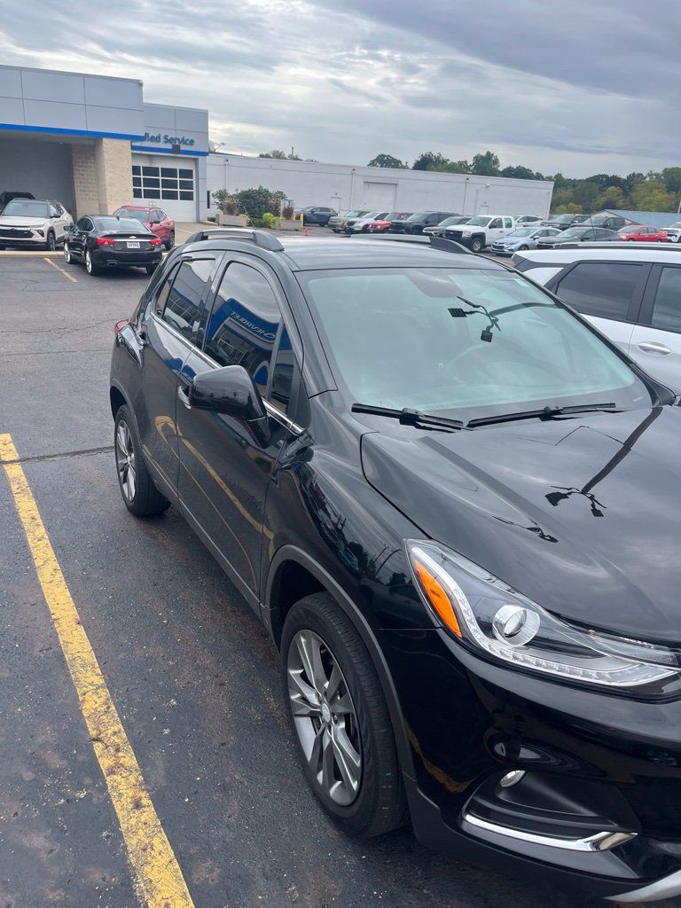 Used 2017 Chevrolet Trax Premier AWD/4WD image 7