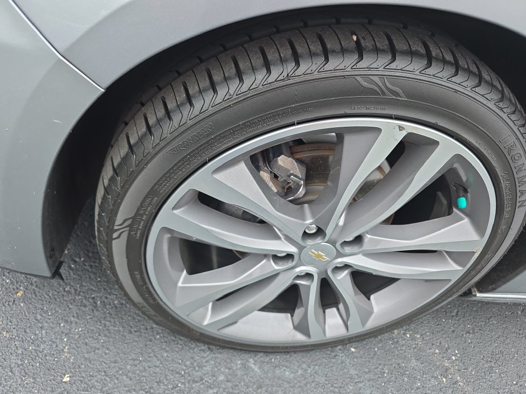 Used 2023 Chevrolet Malibu LT FWD image 11