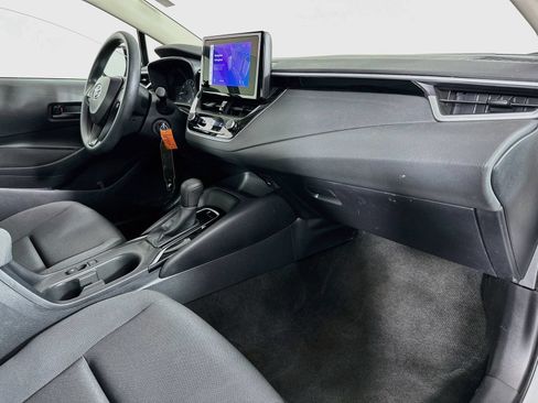 Used 2024 Toyota Corolla LE FWD image 28