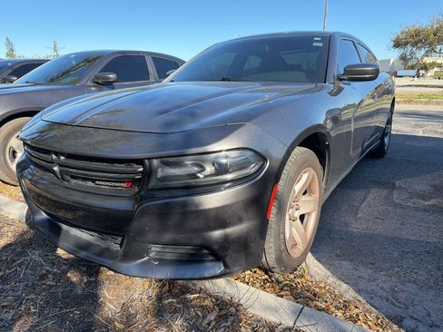 Used 2017 Dodge Charger Police w/ Street Appearance Group image 8
