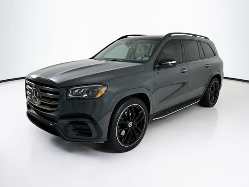 Certified 2025 Mercedes-Benz GLS 580 4MATIC image 3
