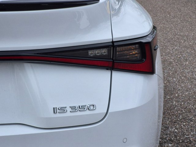 Used 2022 Lexus IS 350 F Sport w/ Navigation Package RWD image 7