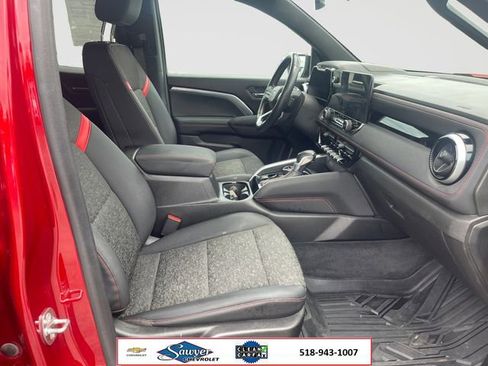 Used 2023 Chevrolet Colorado Z71 w/ Z71 Convenience Package 2 AWD/4WD image 16