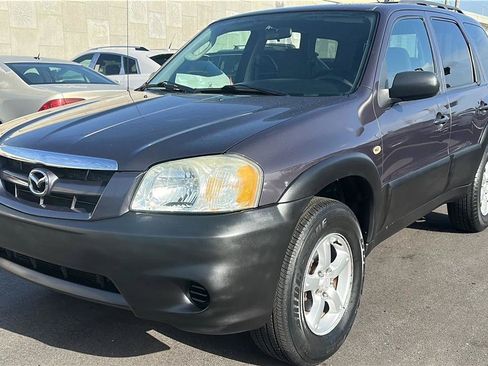 Used 2006 MAZDA Tribute I FWD image 2