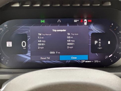 New 2026 Volvo XC90 B6 Plus w/ Protection Package Premier image 28