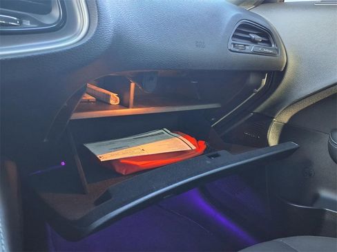 Used 2022 Dodge Challenger R/T image 27