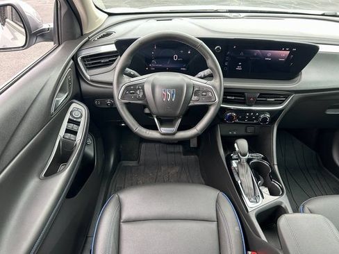 Used 2025 Buick Encore GX Sport Touring w/ Advanced Technology Package AWD/4WD image 29