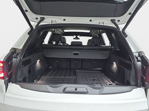 Used 2023 BMW X5 xDrive45e image 15