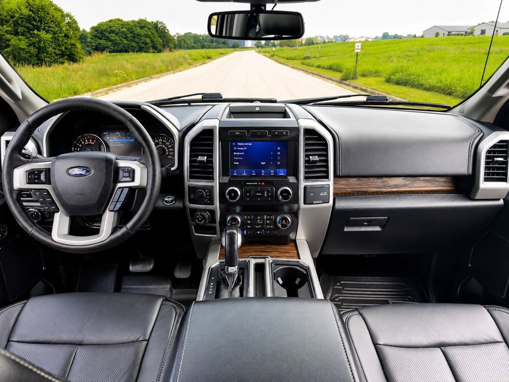 Used 2020 Ford F150 Lariat w/ Equipment Group 502A Luxury AWD/4WD image 11