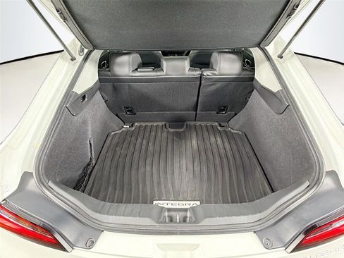 Used 2023 Acura Integra FWD image 25