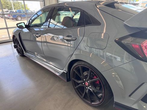 Used 2019 Honda Civic Type R image 20