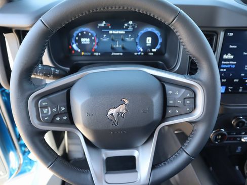 New 2025 Ford Bronco Big Bend AWD/4WD image 3