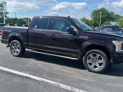Used 2019 Ford F150 XLT w/ Equipment Group 302A Luxury AWD/4WD image 3