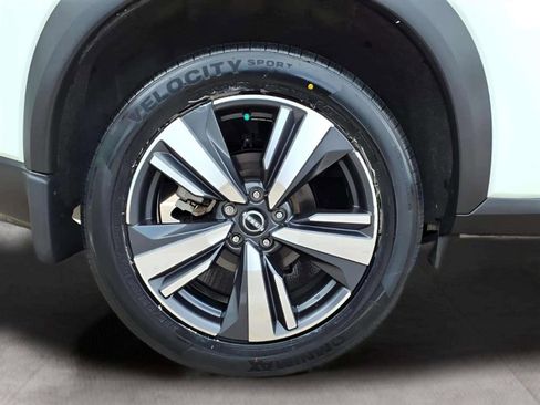 Used 2023 Nissan Rogue SL image 19