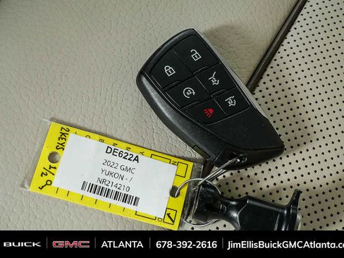 Used 2022 GMC Yukon Denali image 42