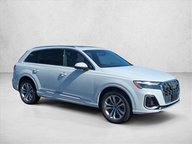 Used 2025 Audi Q7 3.0T Premium Plus AWD/4WD image 3