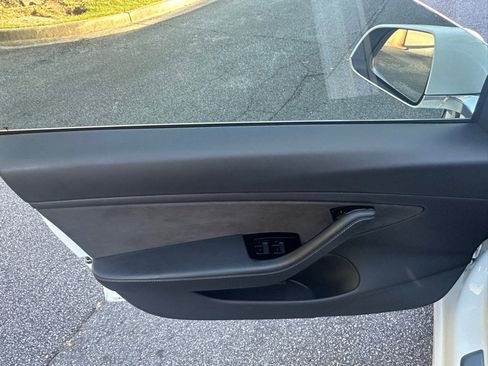 Used 2020 Tesla Model 3 Long Range image 23