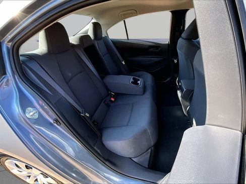 Used 2025 Toyota Corolla LE FWD image 18