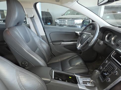 Used 2012 Volvo S60 T5 w/ Climate Pkg FWD image 28