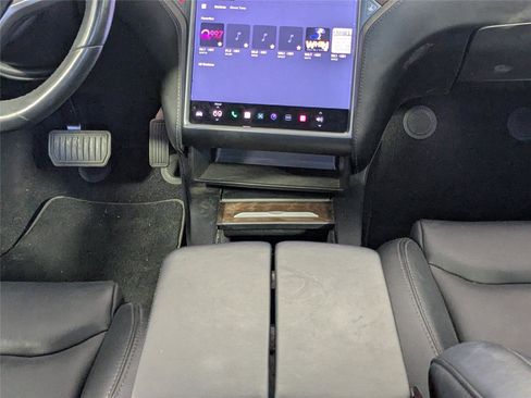 Used 2021 Tesla Model S Long Range image 32