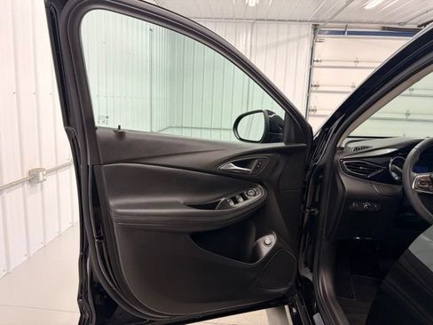 Used 2023 Buick Encore GX Select w/ Sport Touring Package FWD image 14