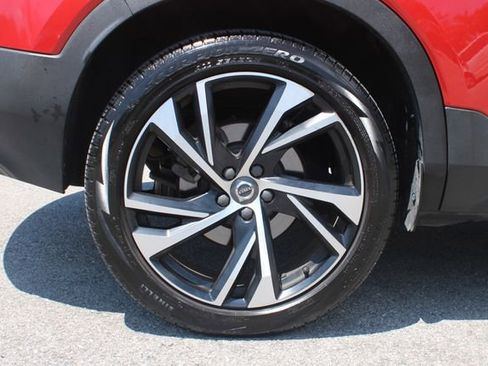 Used 2021 Volvo XC40 T5 R-Design w/ Advanced Package AWD/4WD image 38
