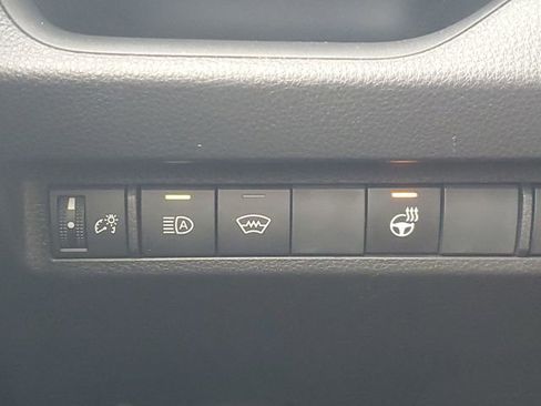 Used 2023 Toyota RAV4 XLE image 27