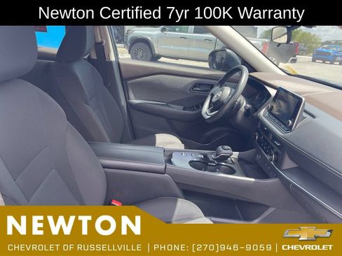 Used 2023 Nissan Rogue S FWD image 21