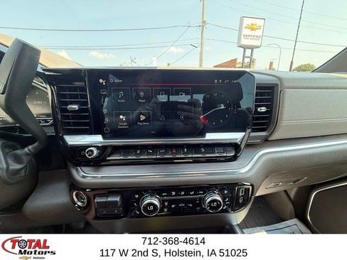 Used 2024 GMC Sierra 2500 SLT AWD/4WD image 23