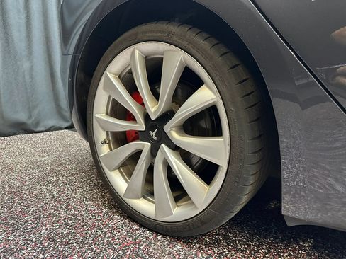 Used 2018 Tesla Model 3 Long Range AWD/4WD image 35