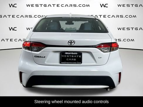 Used 2021 Toyota Corolla LE image 4