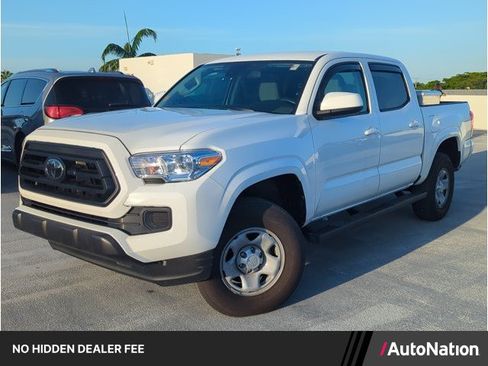 Used 2023 Toyota Tacoma SR AWD/4WD image 1