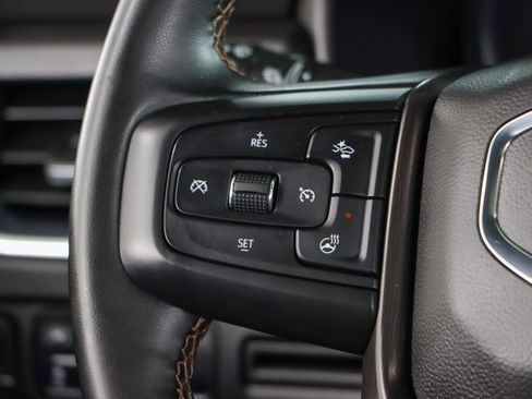 Used 2023 GMC Yukon XL AT4 image 14