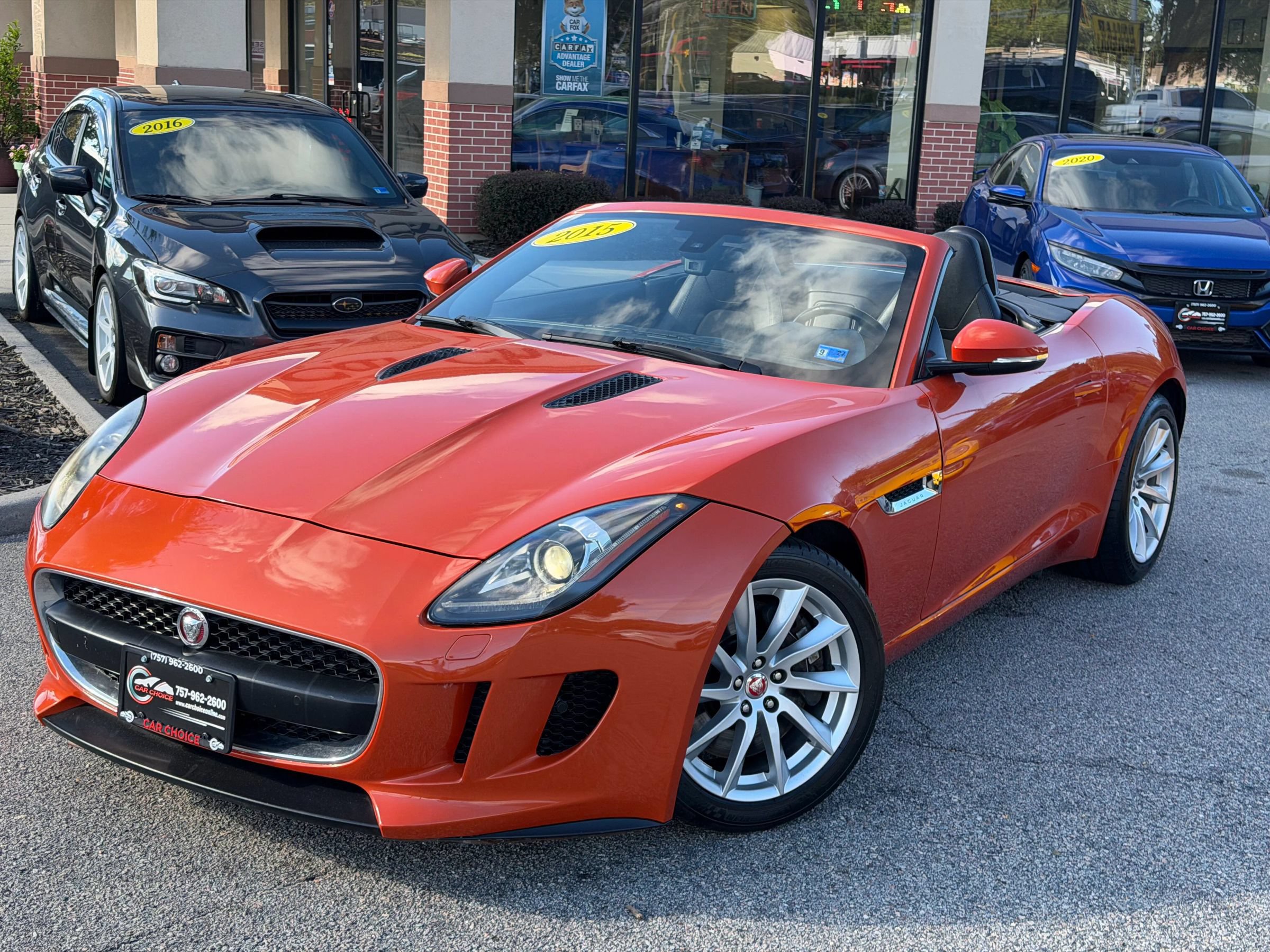 Used 2015 Jaguar F-TYPE Convertible RWD image 2