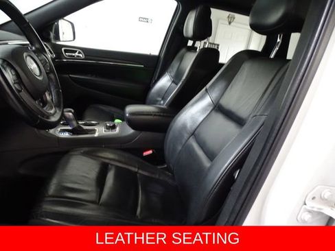 Used 2018 Jeep Grand Cherokee Limited image 2