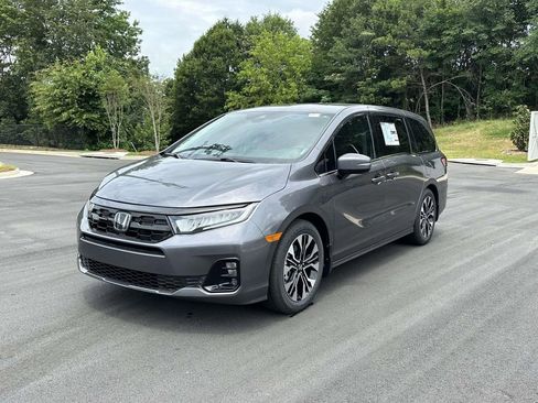 New 2026 Honda Odyssey Elite image 3