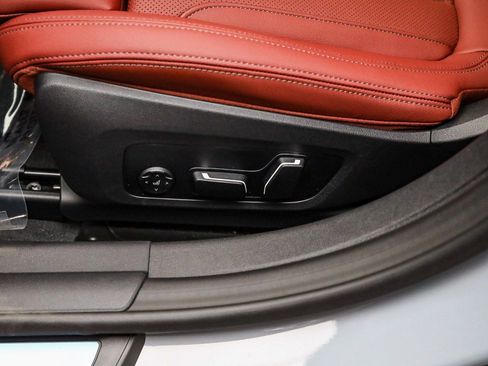 New 2026 BMW 440i xDrive w/ Premium Package image 19