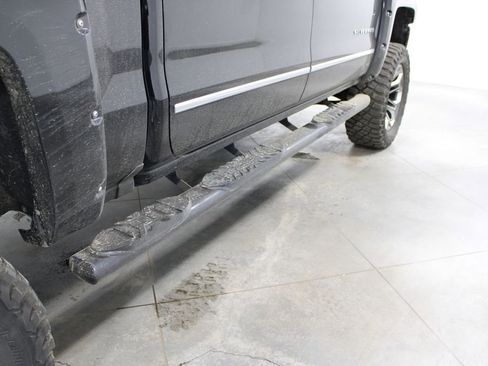 Used 2018 Chevrolet Silverado 1500 LTZ Z71 w/ LTZ Plus Package image 12