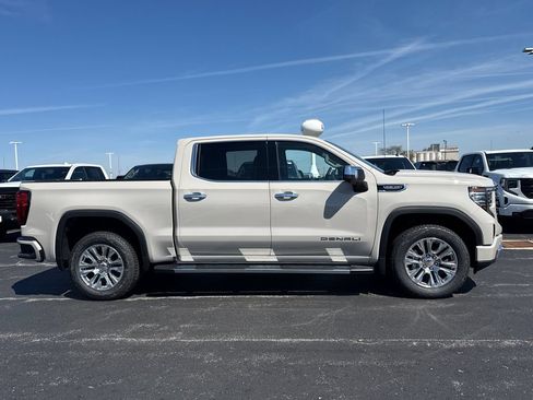 New 2026 GMC Sierra 1500 Denali AWD/4WD image 10