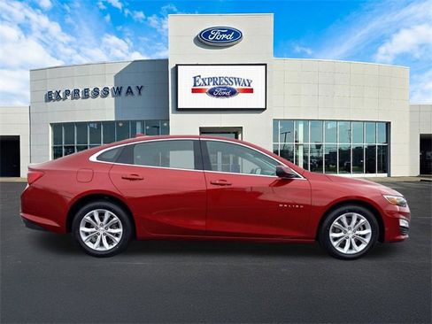 Used 2024 Chevrolet Malibu LT image 5