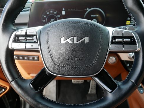 Used 2024 Kia Telluride SX Prestige X-Pro AWD/4WD image 25