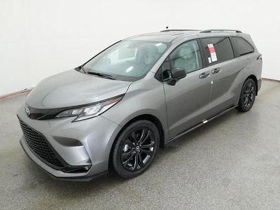 New 2026 Toyota Sienna XSE