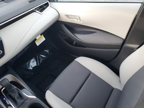 Used 2024 Toyota Corolla LE image 9