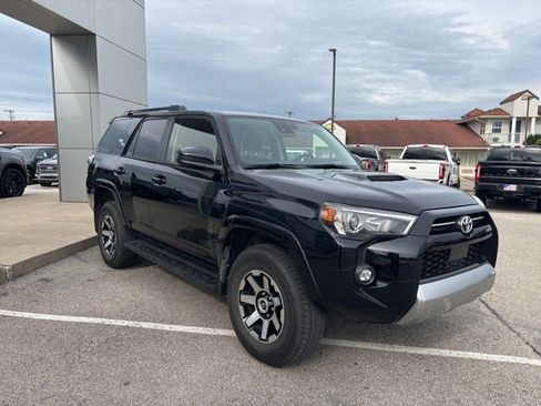 Used 2024 Toyota 4Runner TRD Off-Road image 8