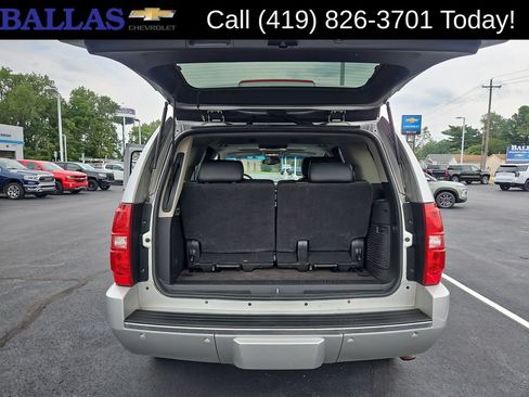 Used 2010 Chevrolet Tahoe LTZ AWD/4WD image 32