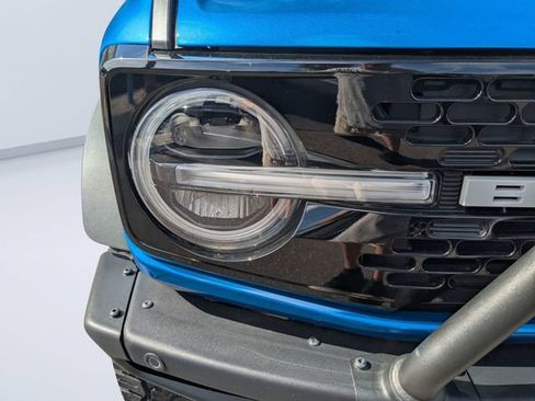Used 2023 Ford Bronco Wildtrak AWD/4WD image 9