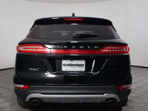 Used 2017 Lincoln MKC Premiere image 3
