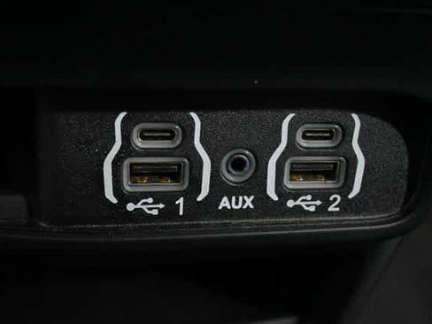 Used 2024 Chrysler Pacifica Hybrid S Appearance Pkg image 29
