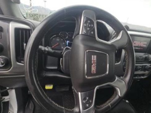 Used 2017 GMC Sierra 3500 SLE image 12