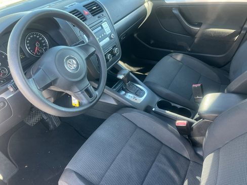 Used 2010 Volkswagen Jetta S image 7